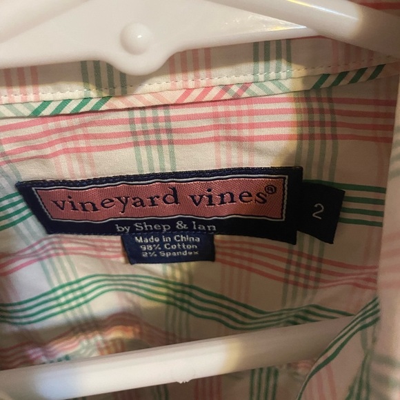 Vineyard Vines Blouse - Picture 7 of 7
